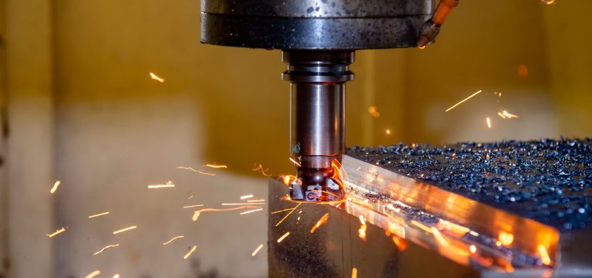 The,Cnc,Milling,Machine,Cutting,The,Mold,Part,In,Roughing